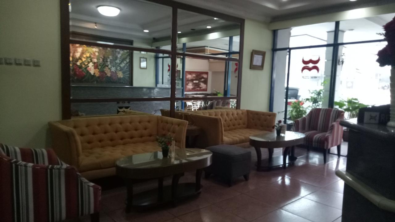 Hotel Mirah Sartika Bogor Exteriér fotografie
